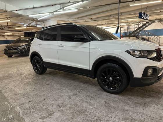 VOLKSWAGEN T-CROSS 1.0 200 TSI TOTAL FLEX AUTOMÁTICO